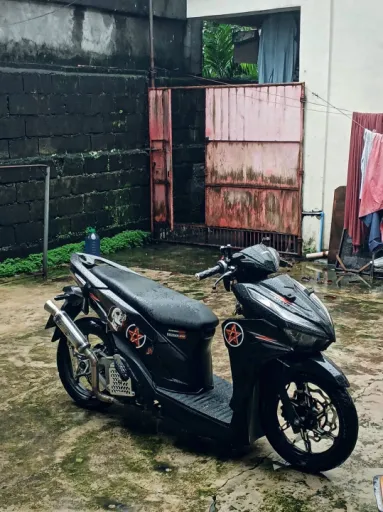 Finished motorcycle